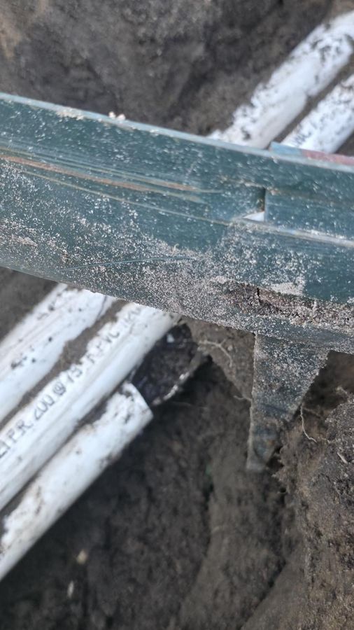 Under the edge board